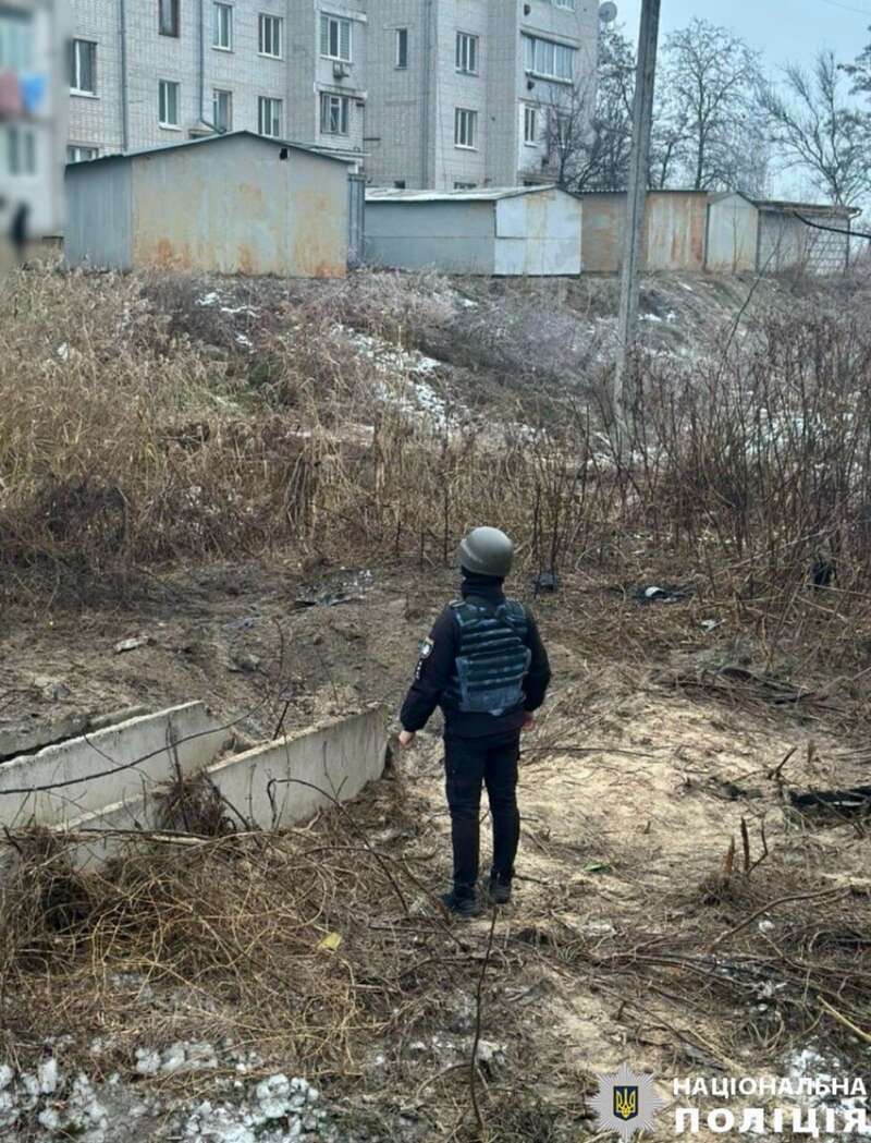 Поврежденные жилые дома и линии электросетей: в КОВА рассказали о последствиях российской атаки на Киевщину. Фото dqxikeidqxiqqeant