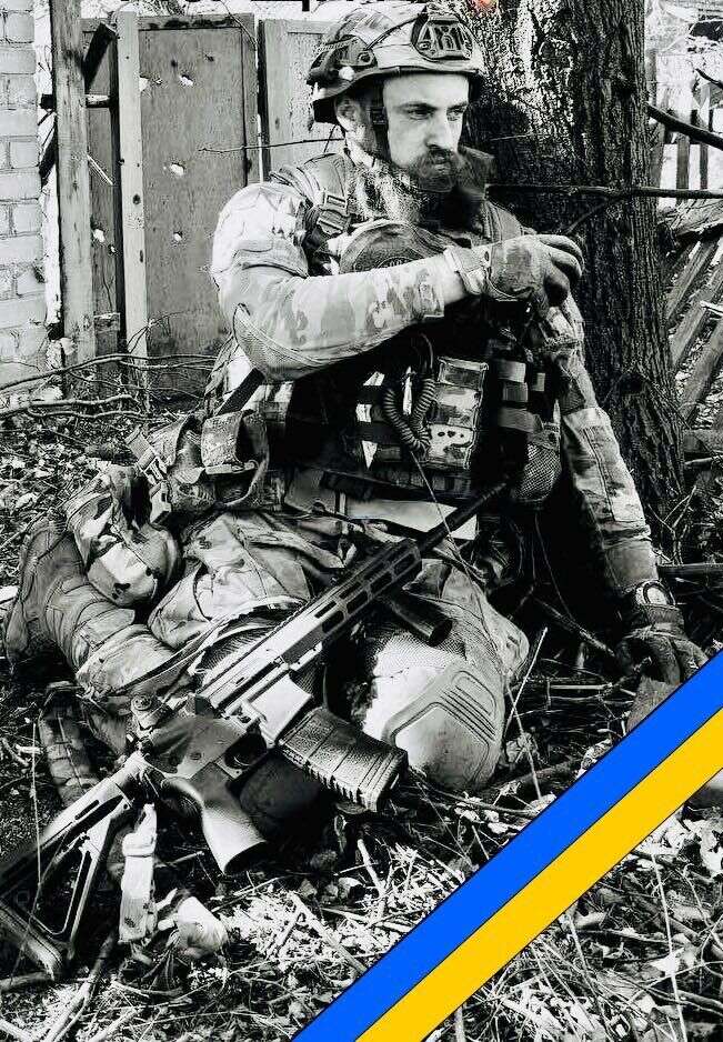 Вічна пам’ять Герою: на війні загинув боєць  dqxikeidqxitkant