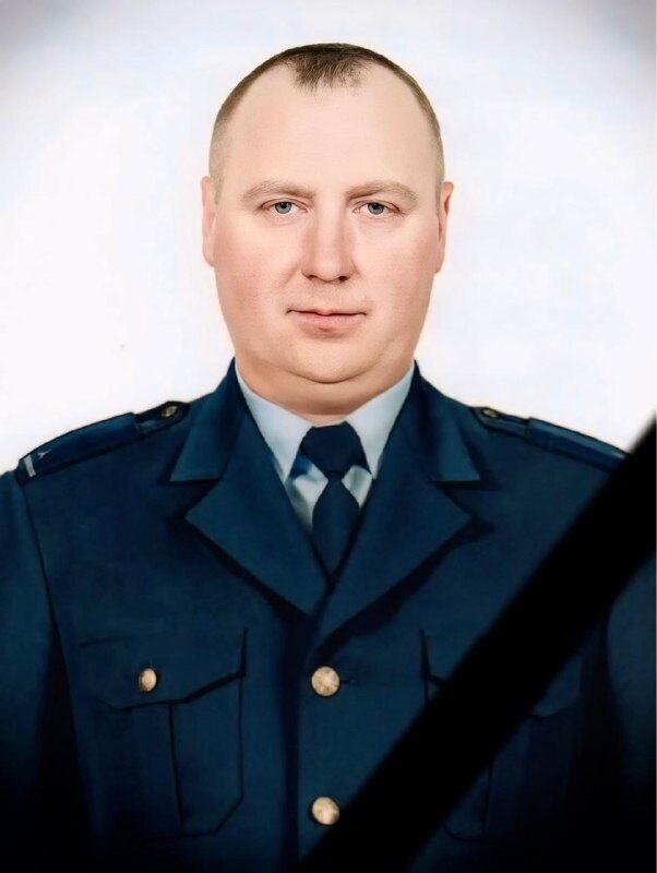 Важка втрата в родині рятувальників: на Житомирщині під час ліквідації пожежі загинув командир відділення ДСНС. Фото dqxikeidqxiqqeant