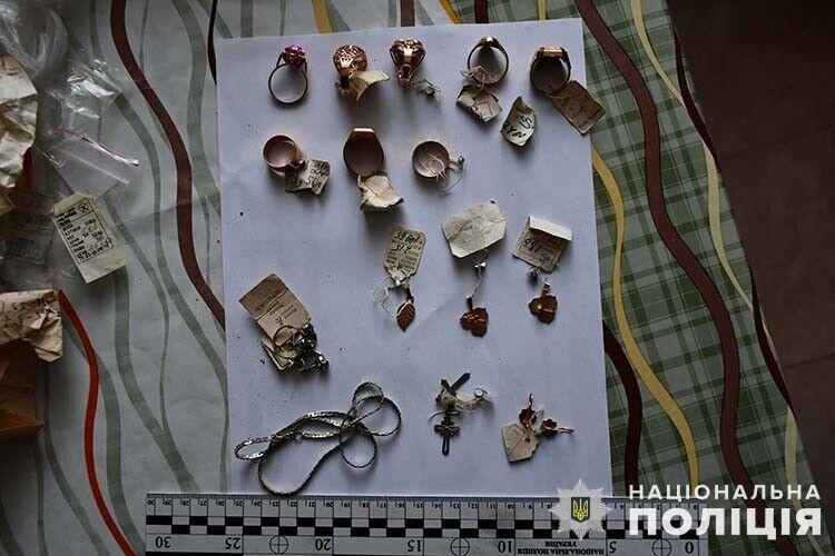 Двойное убийство в Тернополе: полиция задержала преступника, зарезавшего супругов пенсионеров. Фото и видео