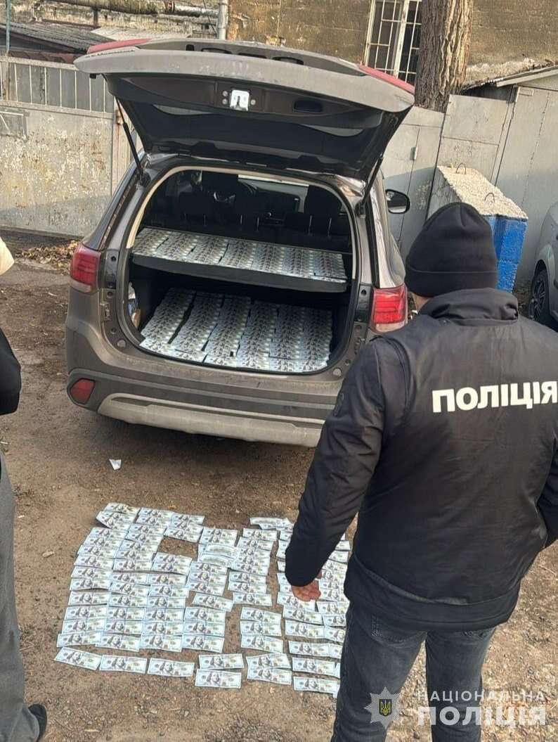 Demanded 25 thousand dollars from a serviceman: a man arrested in Odesa dqxikeidqxitkant