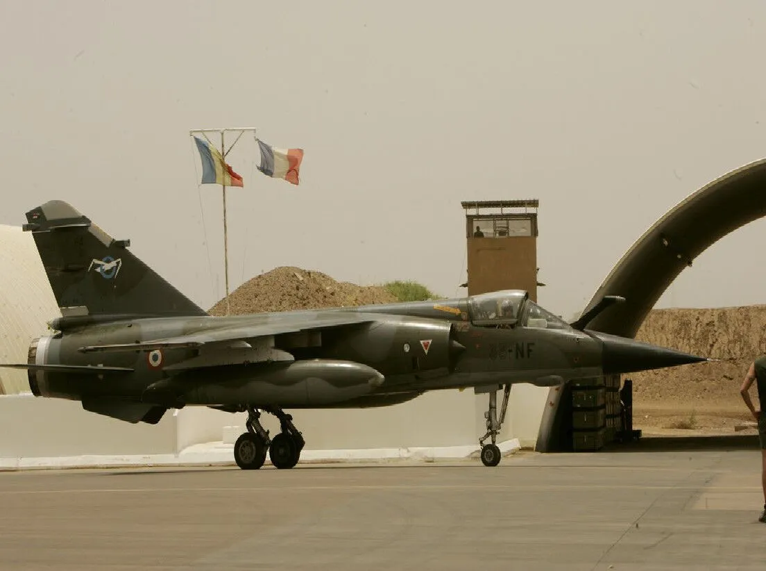 Первые самолеты Mirage покинули страну: Франция начала вывод войск из Чада
