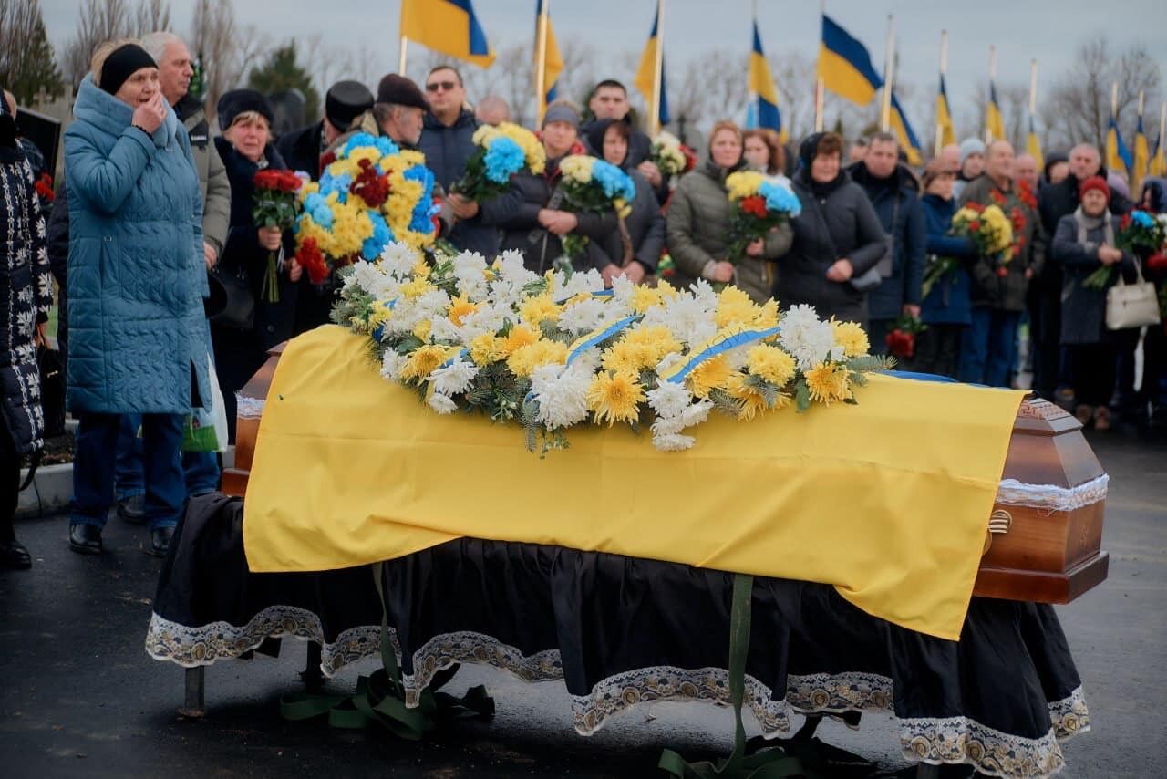 ³   :     ,         .  