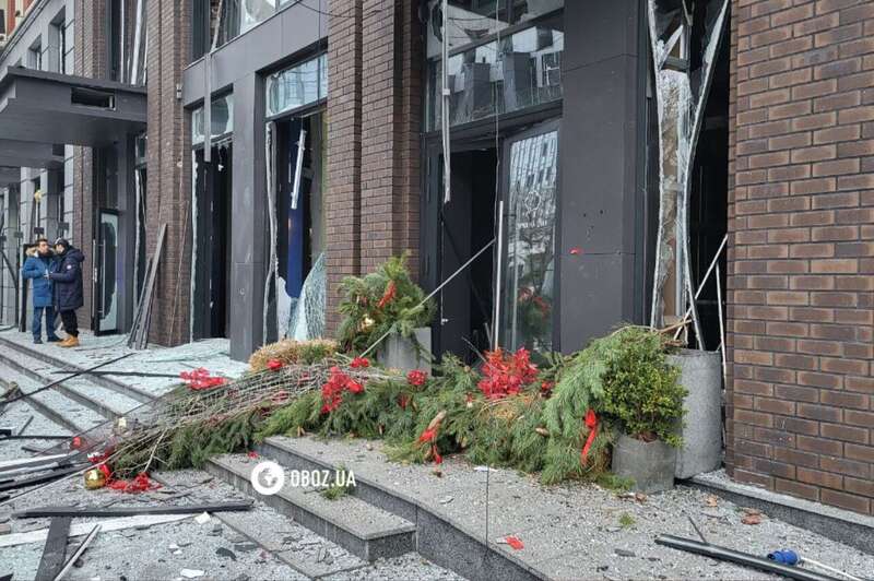 Damaged buildings and broken windows: consequences of the Russian shelling of Kyiv in the Holosiivskyi district. Photo report and video