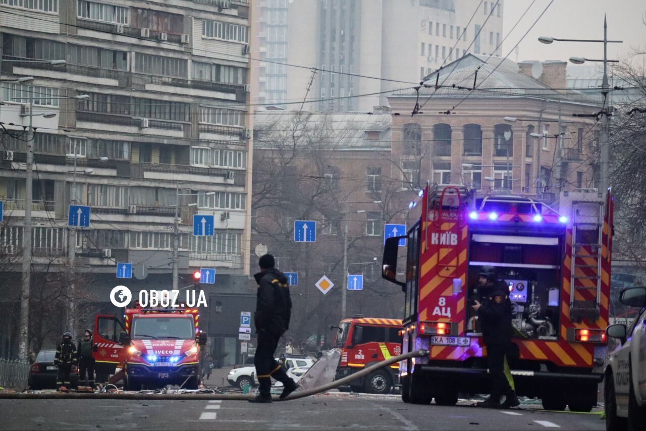 Damaged buildings and broken windows: consequences of the Russian shelling of Kyiv in the Holosiivskyi district. Photo report and video