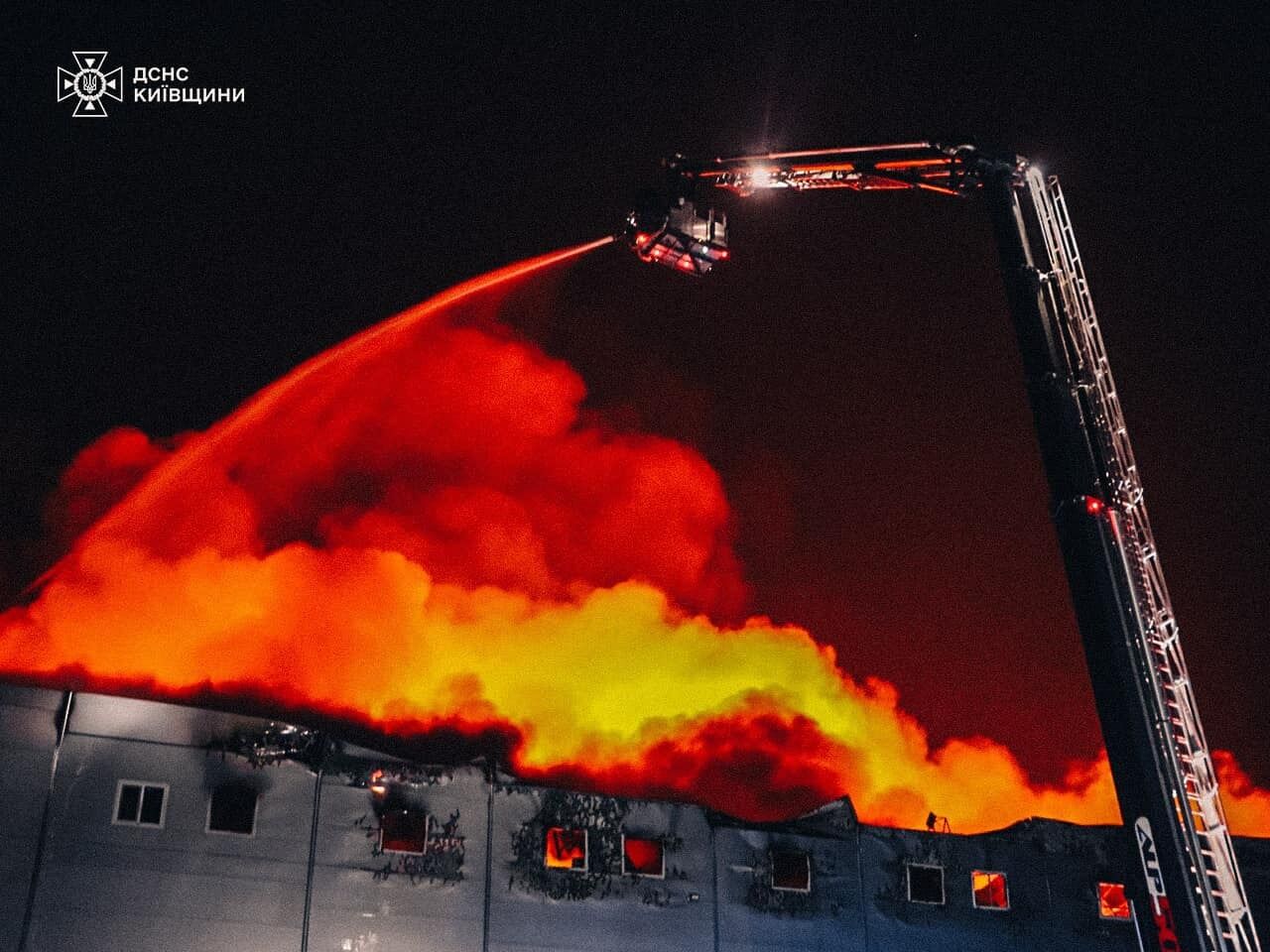 Тушение пожара на складе dqxikeidqxitkant