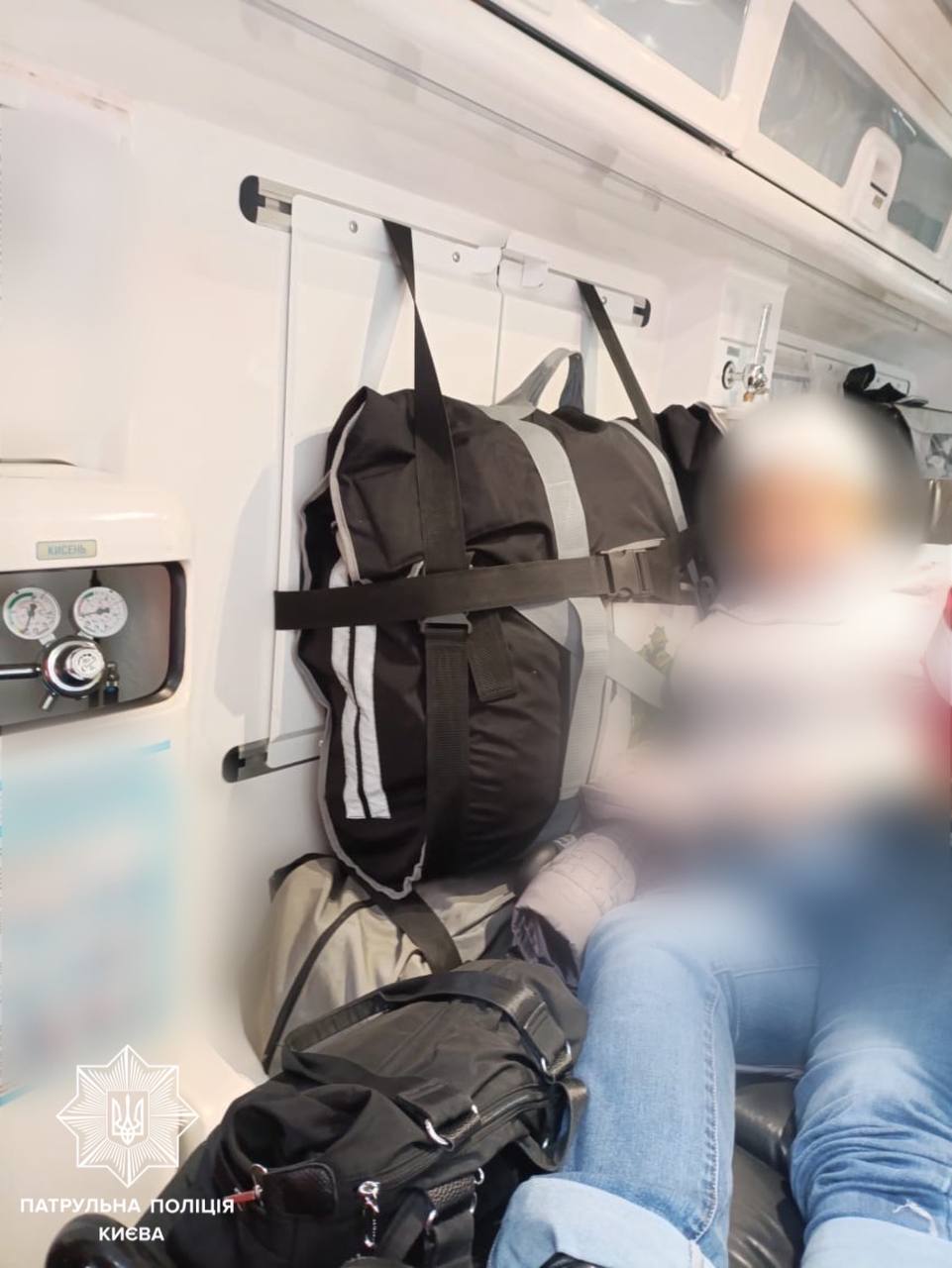 В Киеве водительница сбила женщину и скрылась с места аварии. Подробности и фото
dqxikeidqxiqqeant