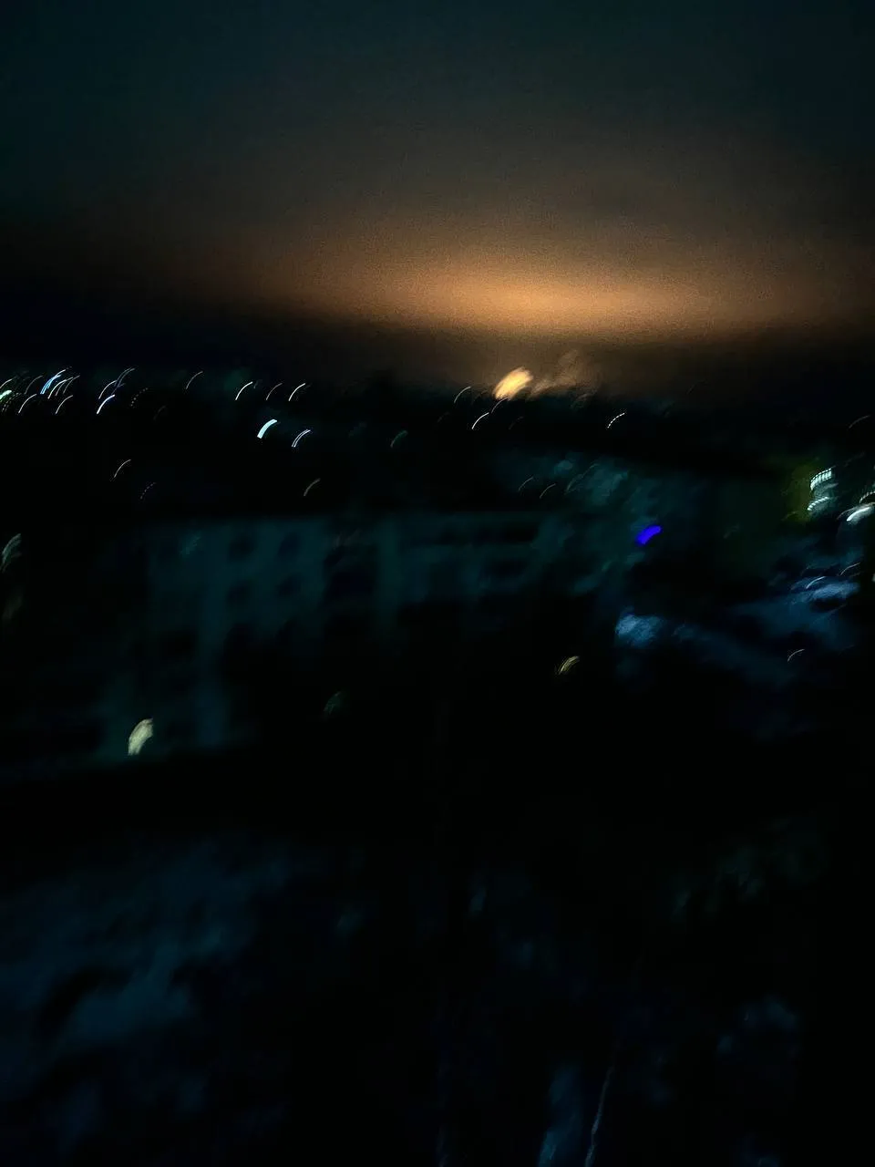 В Ростове, Казани и Орле снова прозвучали взрывы: над городами поднялся черный дым. Видео dqxikeidqxitkant