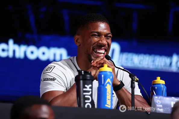 Фьюри завершает карьеру? Тайсон сделал заявление из 4 слов после поражения от Усика в реванше