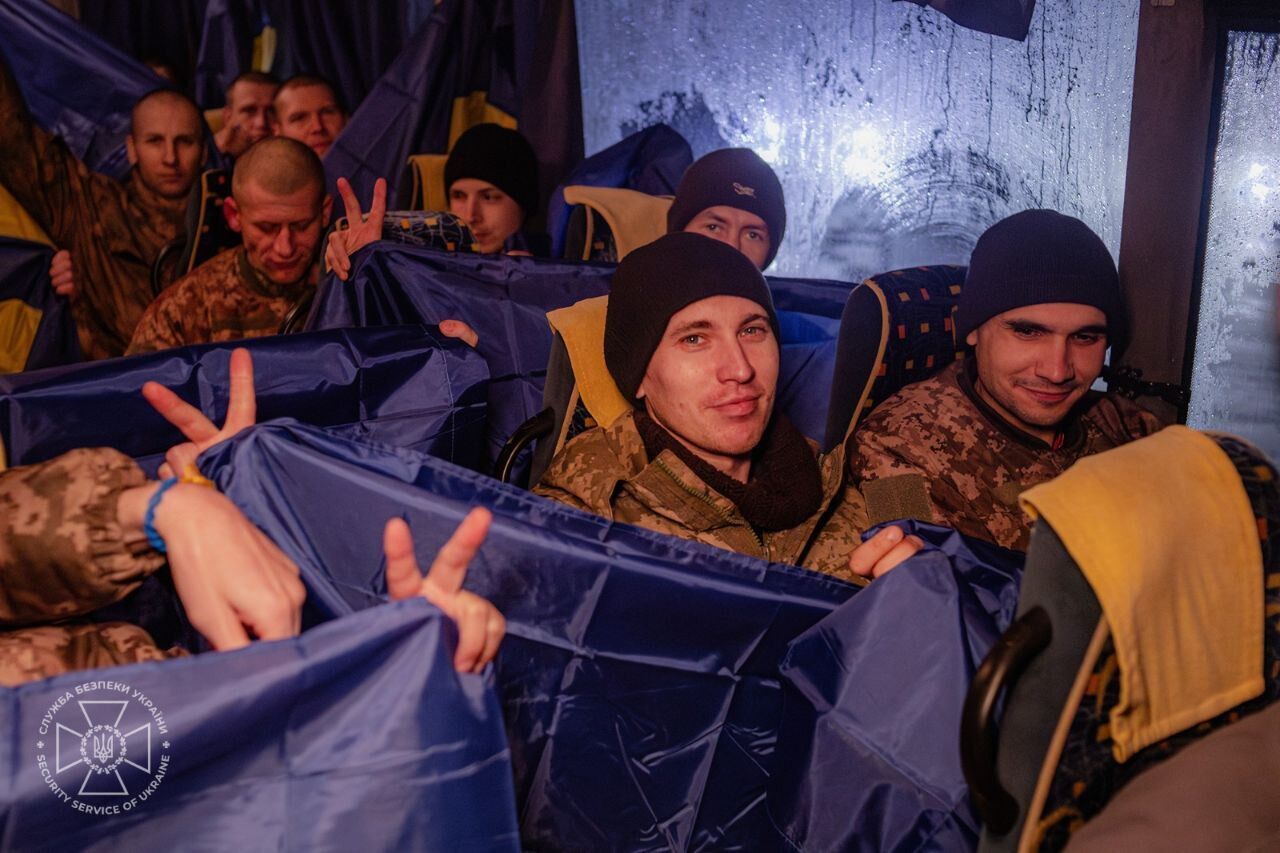 Из российского плена вернулся украинский журналист Александр Гудилин, который защищал Мариуполь. Фото dqxikeidqxiqqeant