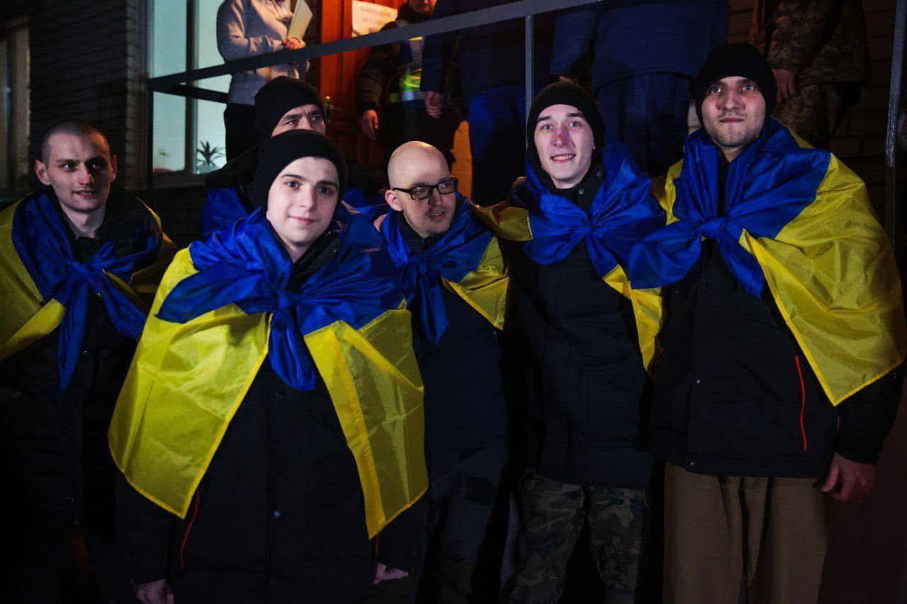 ǳ   :  䳿        . ³