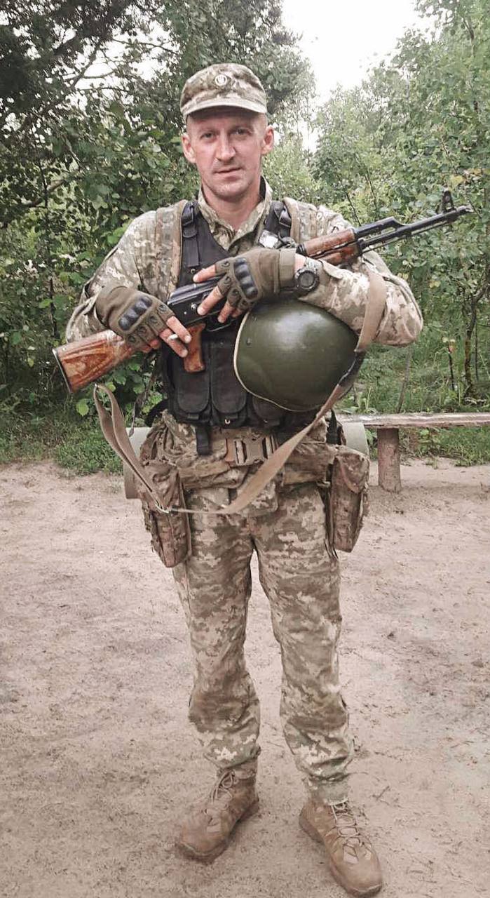 Ему навсегда будет 39: на фронте погиб военнослужащий из Киевщины Анатолий Шуляк. Фото dqxikeidqxitkant