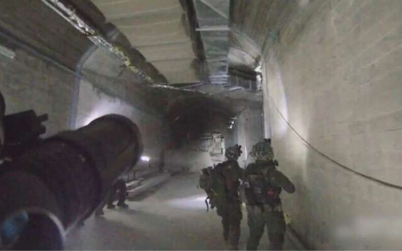 Ізраїль провів масштабний рейд на іранський ракетний завод у Сирії: було задіяно 100 винищувачів і 120 військових