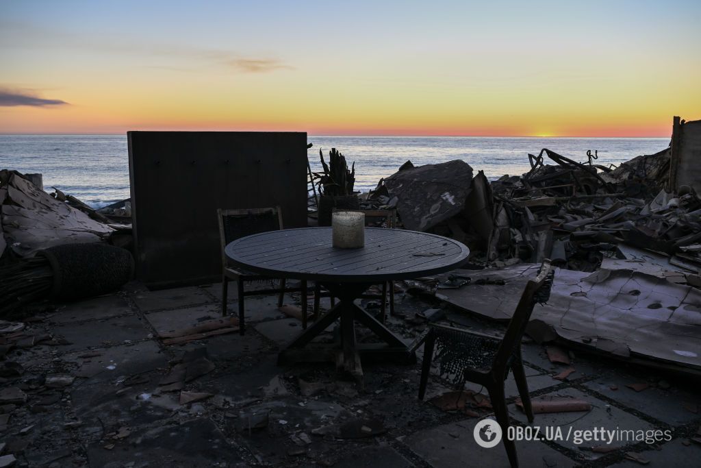 В Калифорнии продолжают бушевать лесные пожары: сообщают о 11 погибших в результате стихии. Фото и видео