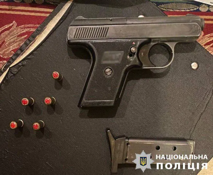 В Киеве конфликт между владельцами собак чуть не закончился убийством. Подробности дела и фото