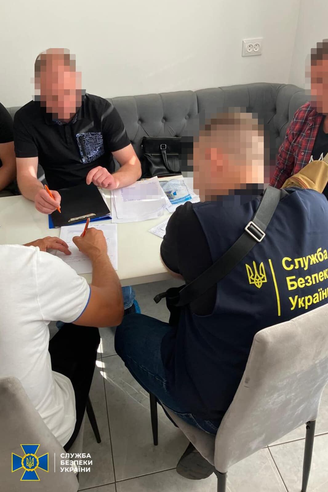 Сливали данные о перемещении работников ТЦК: СБУ разоблачила администраторов Viber-каналов, которые препятствовали мобилизации во Львовщине. Фото