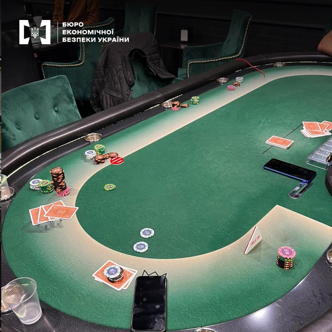 In Lviv, detectives uncovered four organizers of an underground poker club – 01