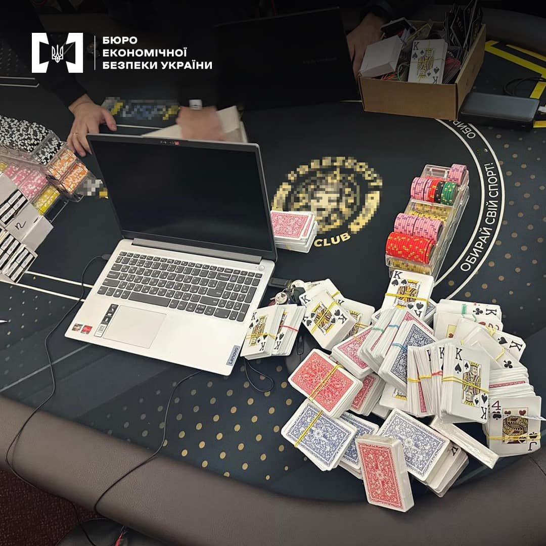 Во Львовской области детективы разоблачили четырёх организаторов подпольного покерного клуба – 03