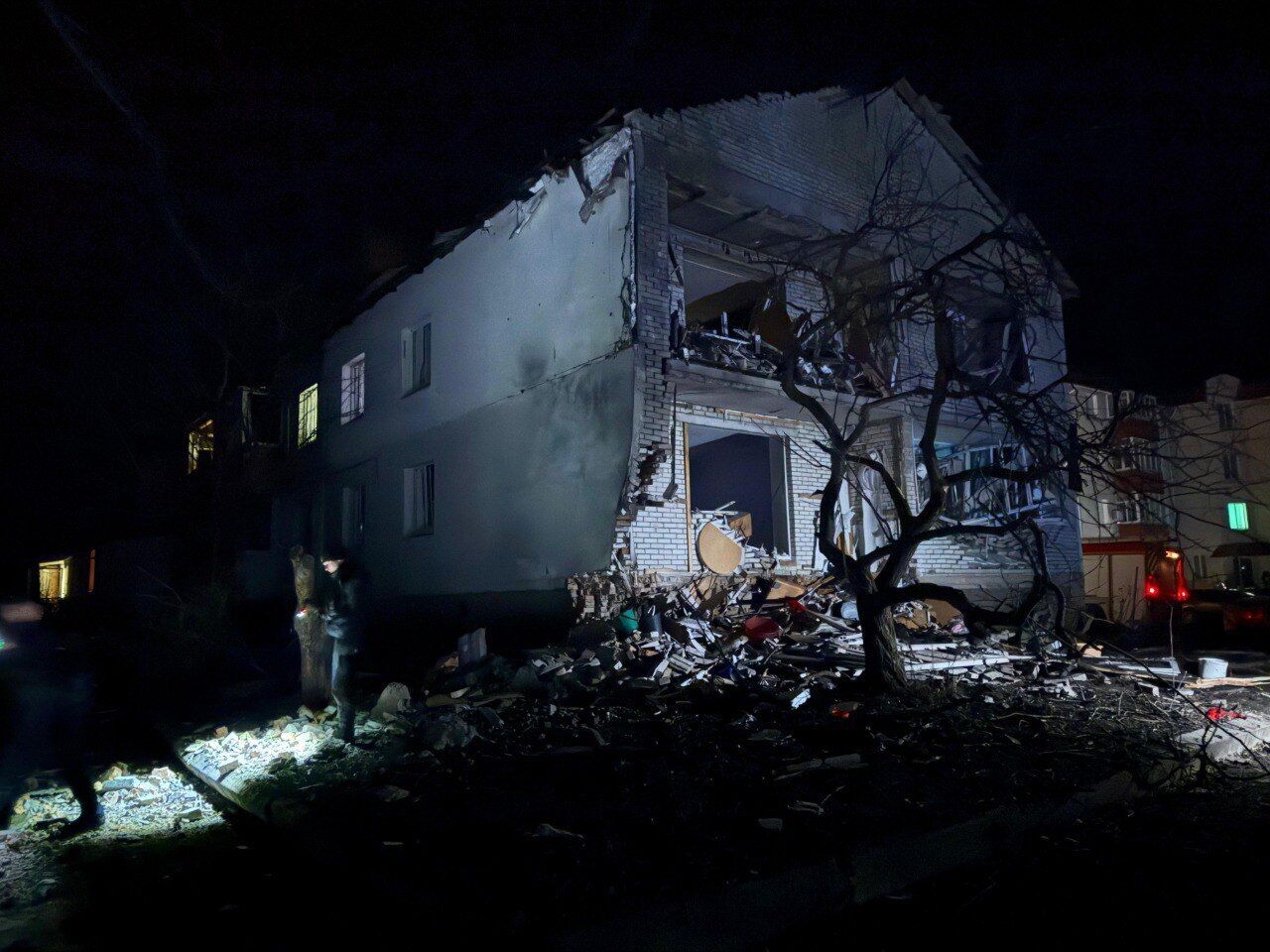 Russia once again struck the Sumy region, damaged buildings – photo