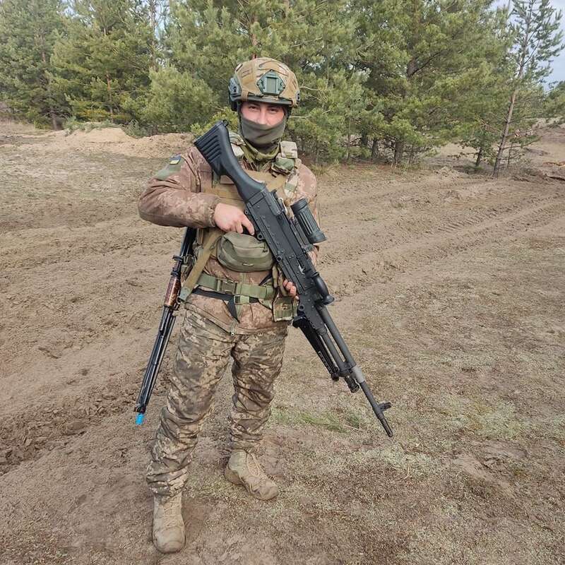 Йому назавжди буде 26: на фронті під час виконання бойового завдання загинув захисник із Закарпаття. Фото dqxikeidqxitkant