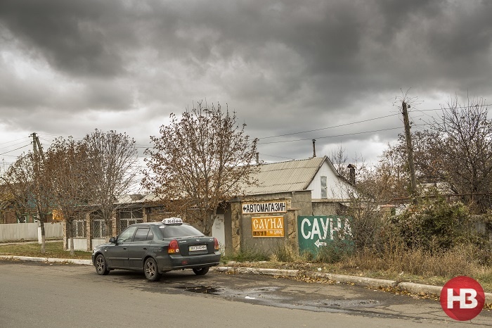 ПАР ДЛЯ ПАР: С началом боевых действий эта сауна в Константиновке не принимает местных клиентов — ее владельцы сделали ставку на военных и приглашаемых ими dqxikeidqxiqqeant