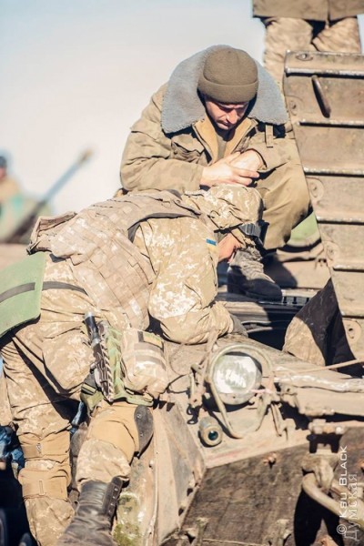 Опять поломка, и опять колдует зампотех