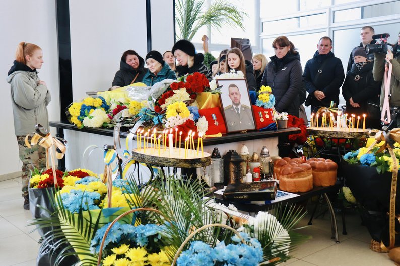 Похороны военнослужащего Максима Емца