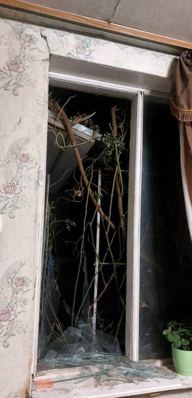 Buildings damaged and fires in several areas, one injured: consequences of the Russian attack on Kyiv region. Photo