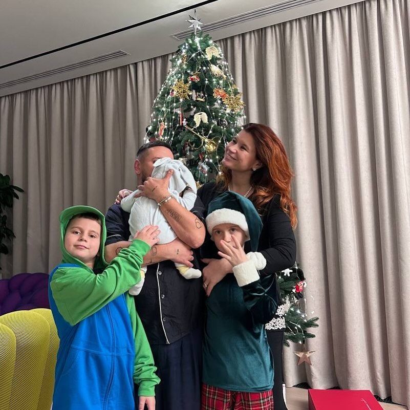 MONATIK     / © instagram.com/monatik_official dqxikeidqxitkant