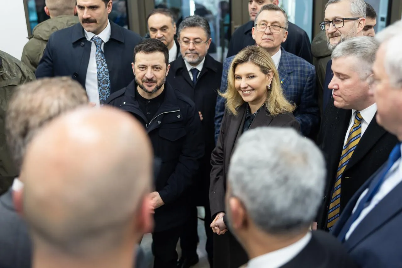 Президент и первая леди открыли новое посольство в Анкаре, Турция dqxikeidqxitkant