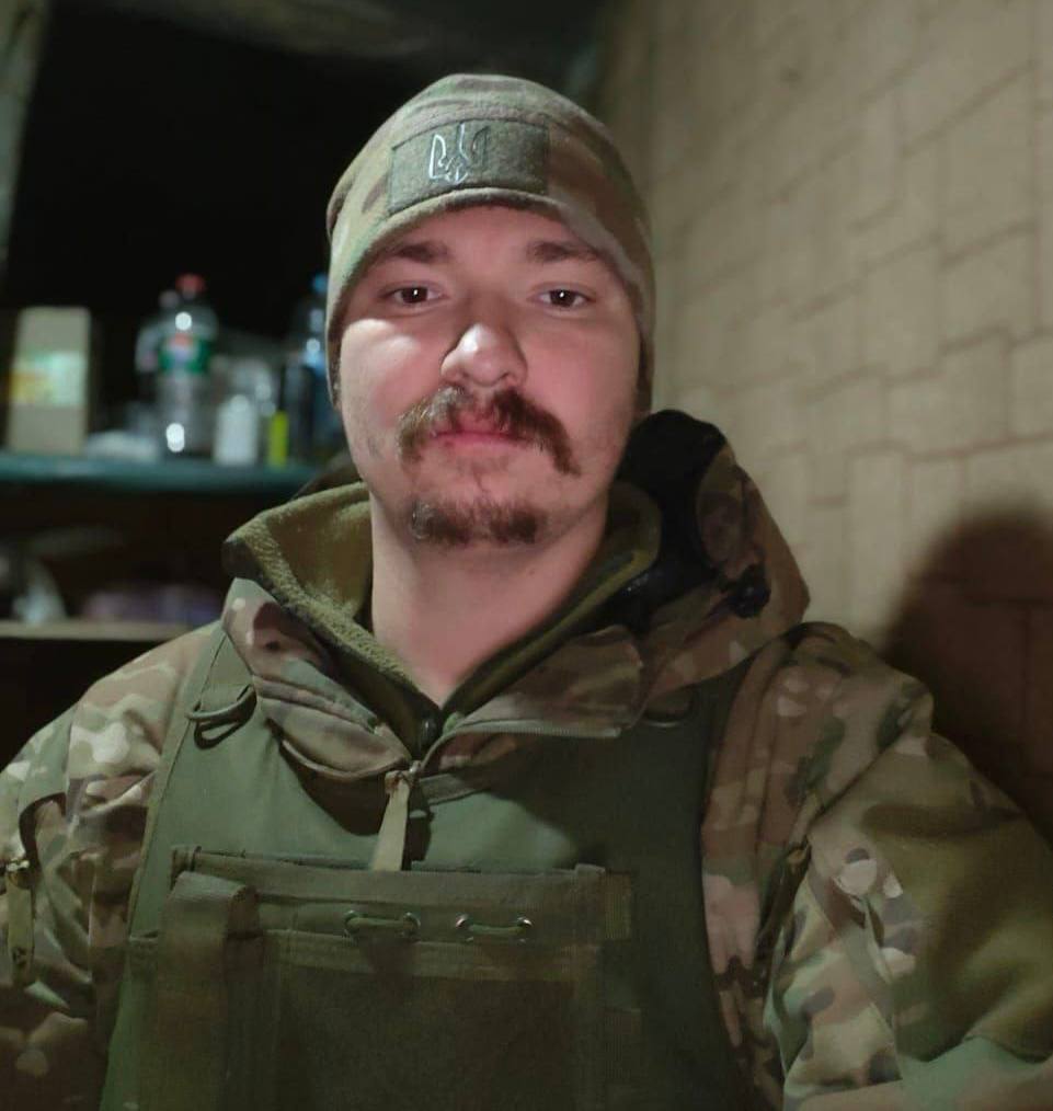 Украина теряет лучших сынов: на фронте погиб военный из Киевской области Андрей Ткаченко. Фото
dqxikeidqxiqqeant