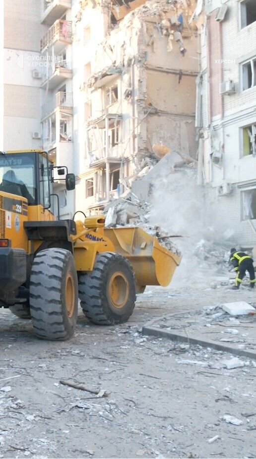 У Херсоні під завалами знайшли тіло мами поранених близнюків: двоє загиблих, п’ятеро постраждалих. Фото і відео