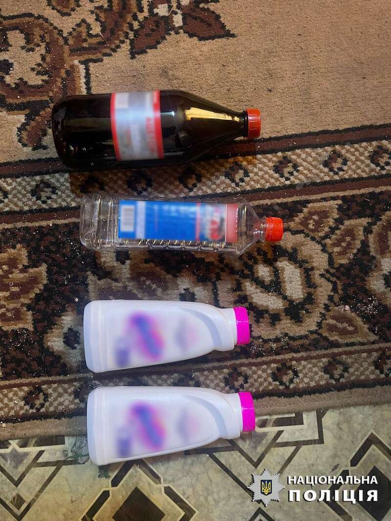 Готували вибуховий пристрій для підриву ТЦК на Київщині: Нацполіція та СБУ затримали зловмисників. Фото та відео