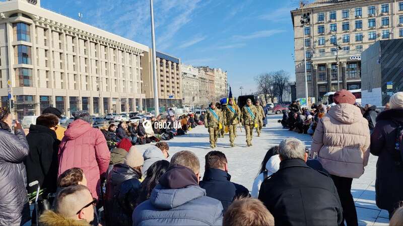 Загинув у боях на Донеччині: у Києві попрощалися з військовим та журналістом Ярославом Шапочкою. Фото та відео dqxikeidqxitkant