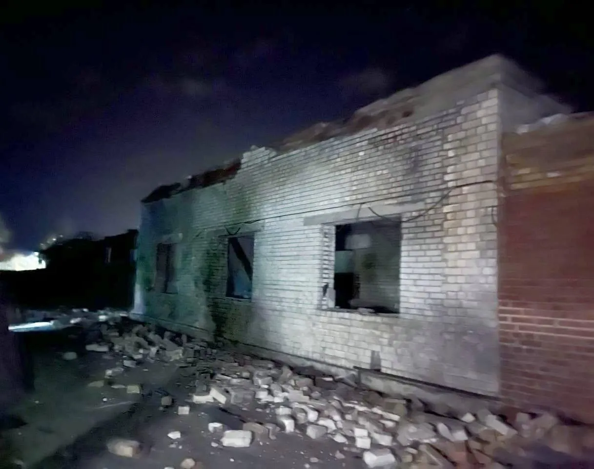  ,    :          .  dqxikeidqxiqqeant