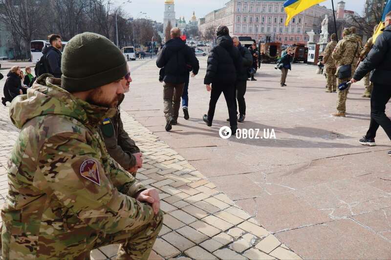 У Києві попрощались із захисником України Василем Ратушним. Фото та відео