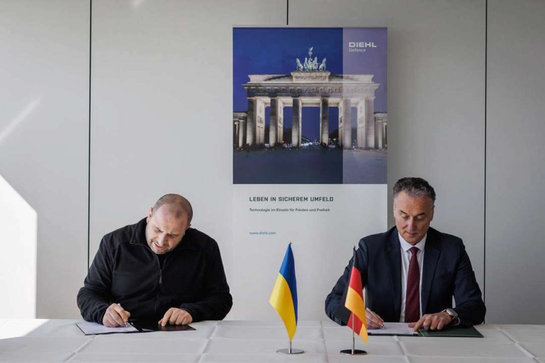 Украина и Германия подписали меморандум: он направлен на усиление украинской ПВО dqxikeidqxitkant