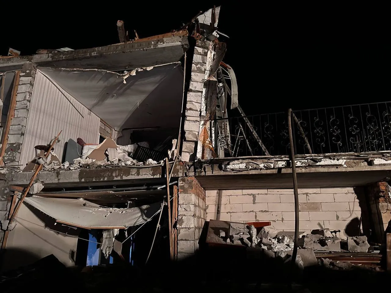 Russian troops struck Kyiv region 