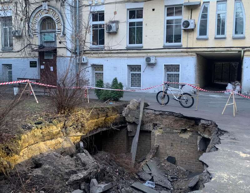          " " () dqxikeidqxitkant