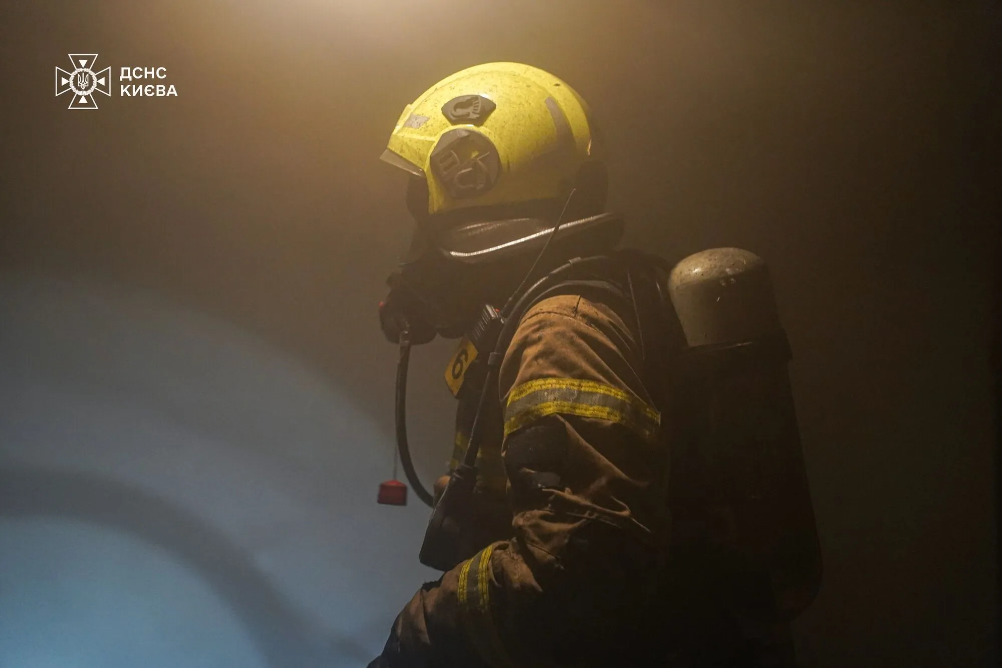 У Києві пожежі за один вечір забрали життя двох осіб. Подробиці трагедій та фото