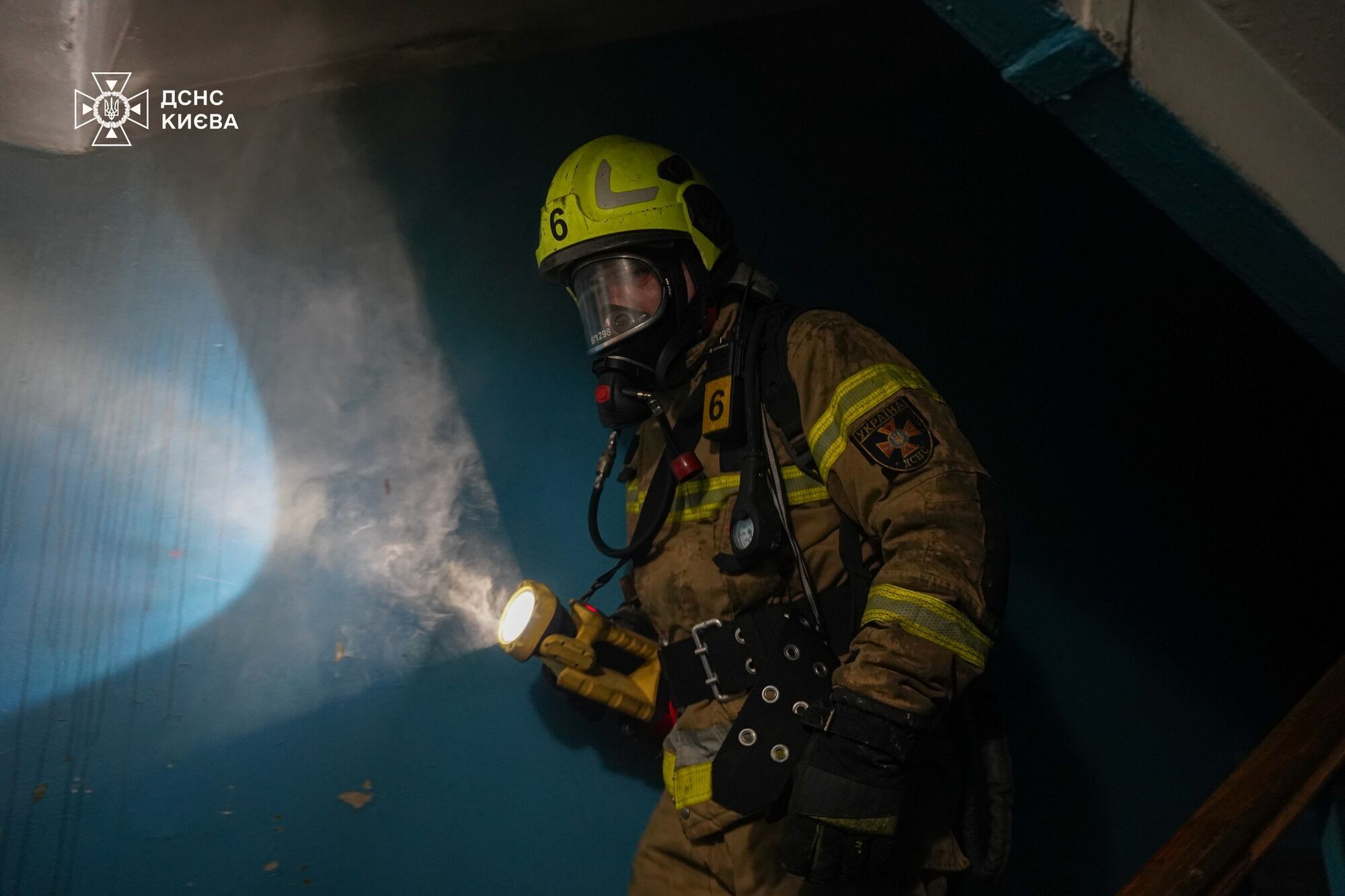 У Києві пожежі за один вечір забрали життя двох осіб. Подробиці трагедій та фото