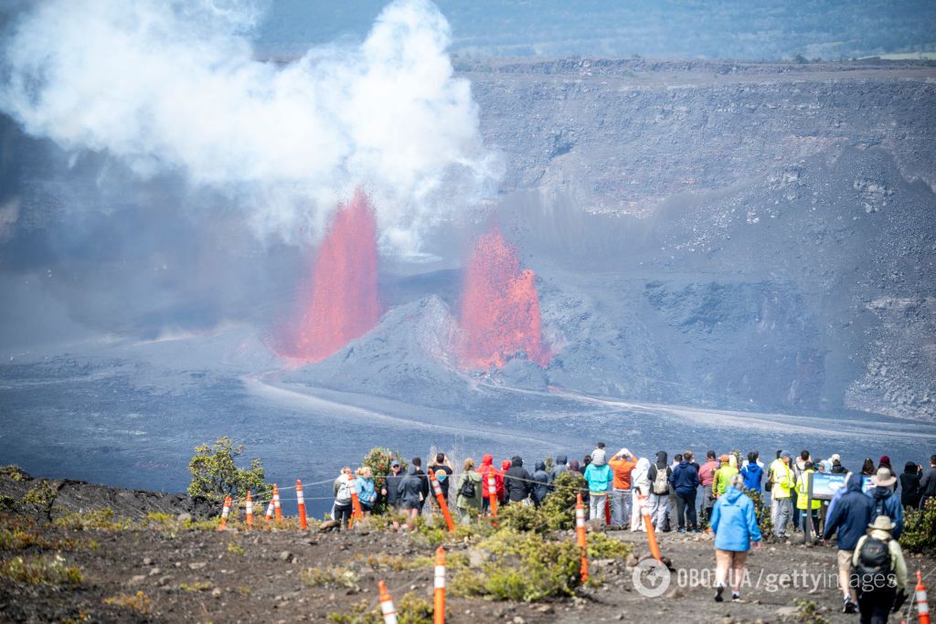 Самый активный вулкан на Гавайях устроил невероятное шоу с лавовыми фонтанами высотой сотни метров dqxikeidqxitkant