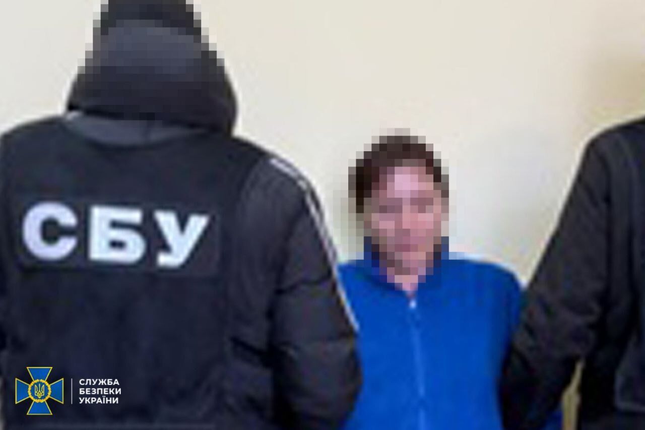 SSU detained two agents of the Russian Federation, who directed Russian strikes on defenders of Donetsk region – photos and details
