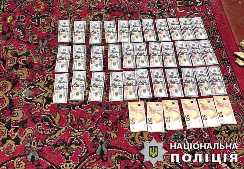 Должностное лицо одного из ТЦК Киева с напарником переправляли уклонистов через границу. Подробности и фото