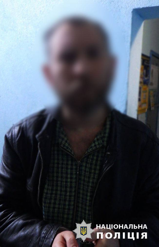 В Киеве мужчина во время ссоры убил гостя и пытался скрыть преступление. Подробности и фото