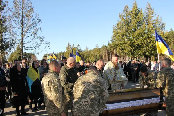 У Волинській області попрощалися з Героєм Антоном Суліковським (фото)