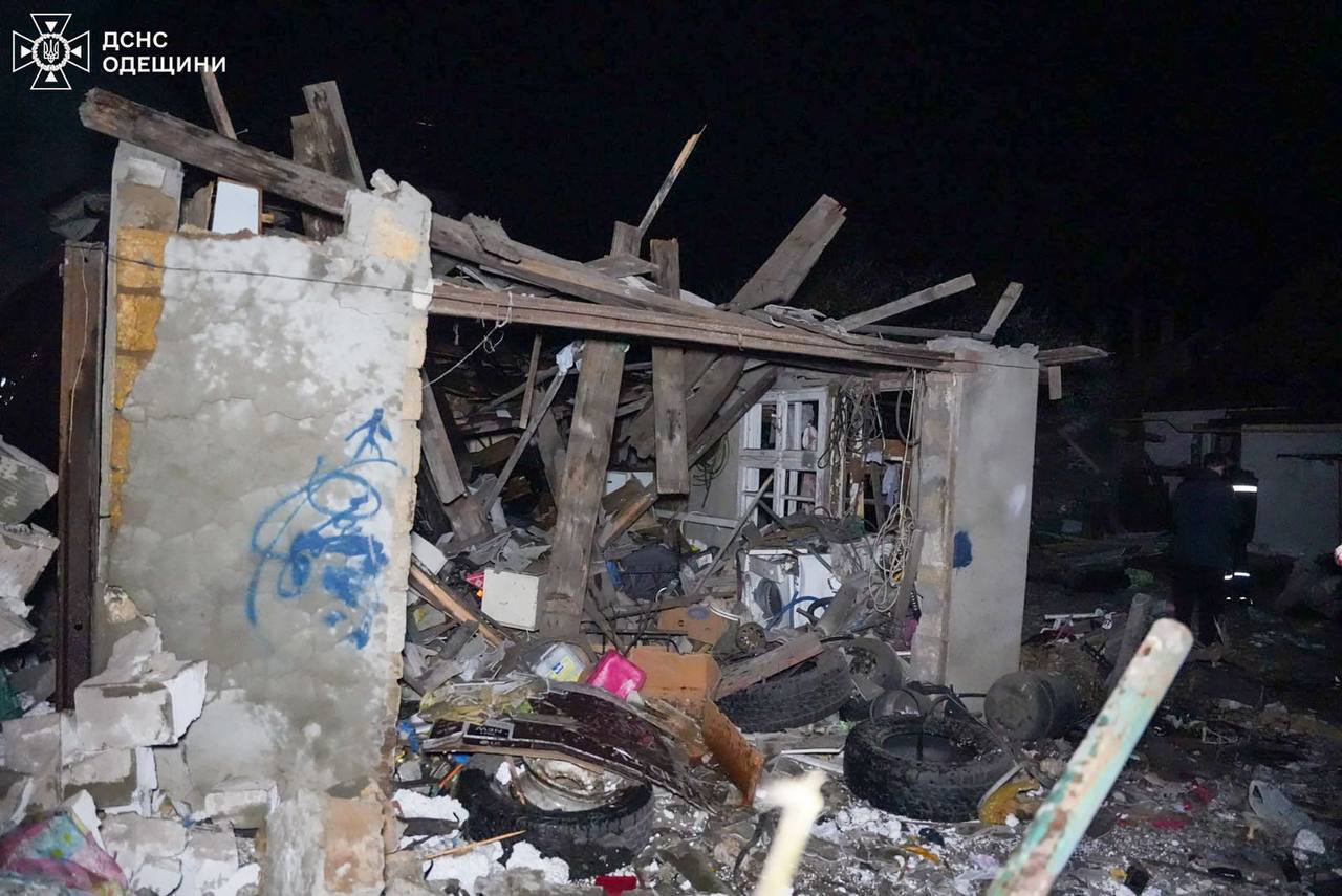 The occupiers attacked Odesa with drones, fires broke out: there are casualties. Photos and videos dqxikeidqxitkant