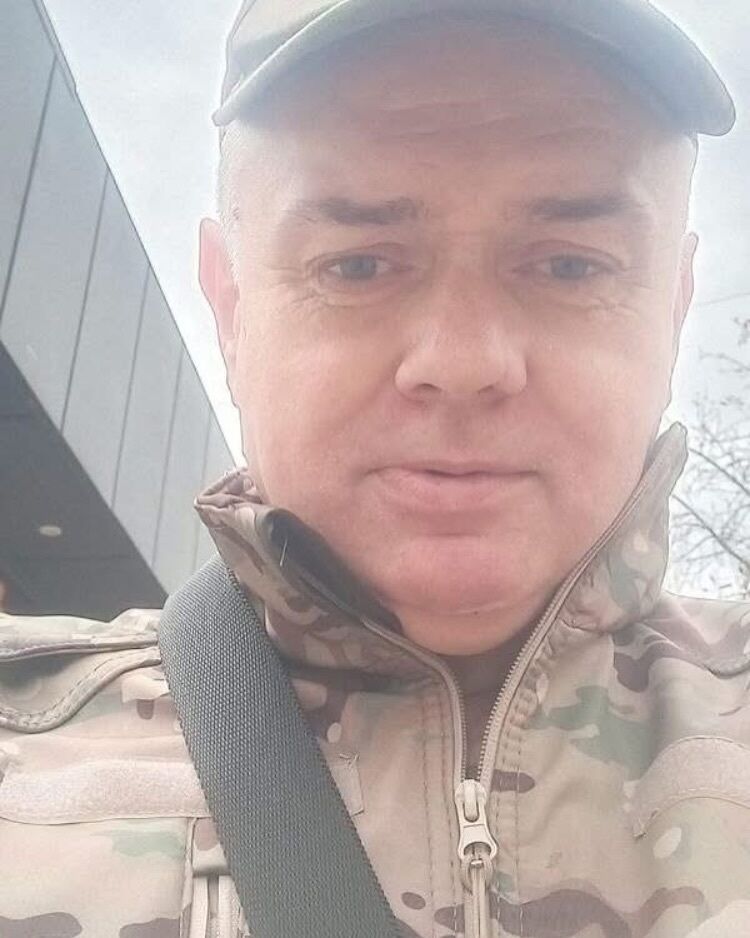 Влітку мало б виповнитись 54: на війні загинув спортивний журналіст Володимир Коцур. Фото dqxikeidqxiqqeant