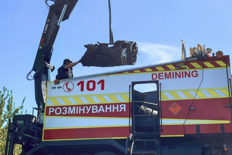 Рятувальники дістали уламки dqxikeidqxitkant