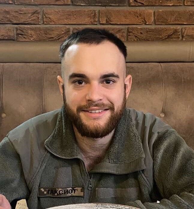 Людина з золотими руками й добрим серцем: у боях за Україну загинув молодий Герой із Чернігівщини dqxikeidqxitkant